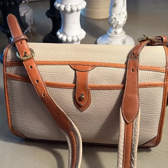 Dooney & Bourke Cream and Brown Leather Satchel Excellent Used condition - Picture 5 of 14
